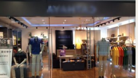 奥山世纪城品牌72㎡服装店转让