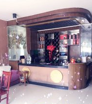 光谷大型社区临街旺铺低价转让