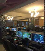 洪山区高校旁临街网吧转让