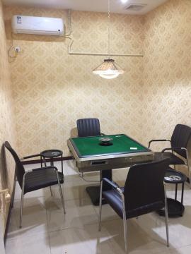 盘龙城橄榄城商业街棋牌室优转