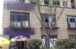 武昌绿地210㎡品牌快餐店优转！