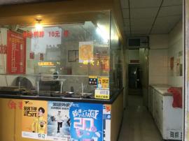 南湖核心十字路口正临街万能餐饮门面转让