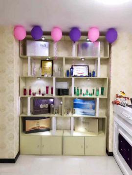 水岸国际盈利中美容院低价转让