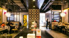 万松园银松路与新华路交叉口精装串串店转让