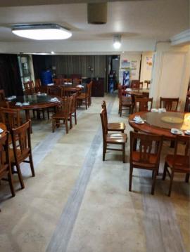 长丰大道万人小区360平米酒楼转让