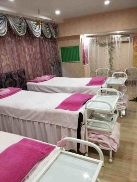 光谷步行街米兰映象一线门面美容减肥馆转让