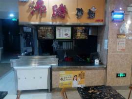 解放大道黄浦路上东汇美食城档口优转