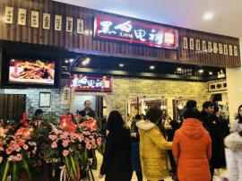 马鹦路江腾广场四楼87平米品牌餐饮转让