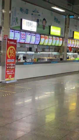 武汉工商学院30平食堂档口转让