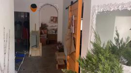 江夏区第二中学75平空店转让