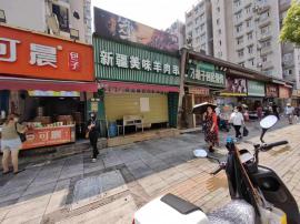 安居路 大型成熟社区门口 餐馆转让