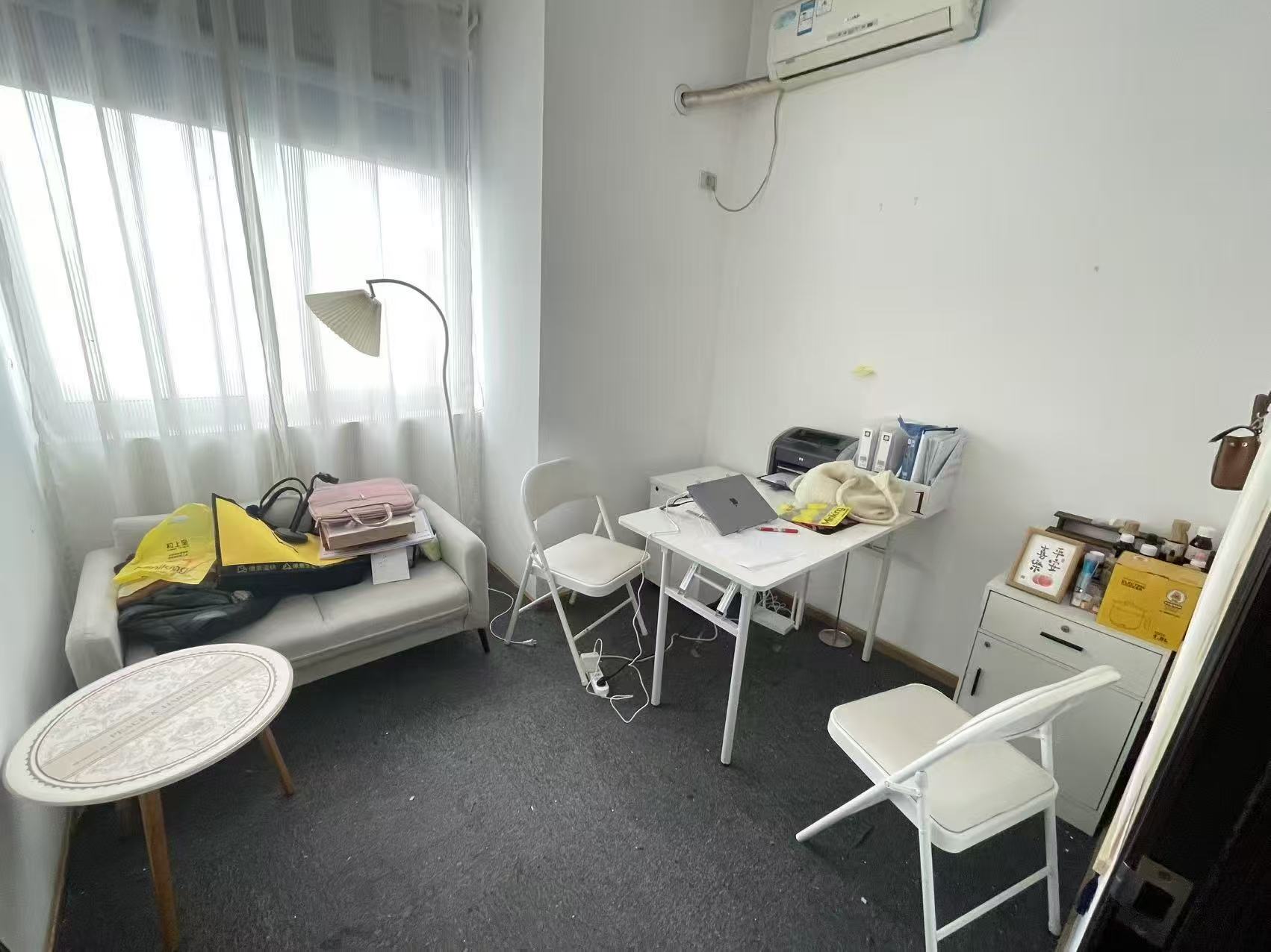 洪山区光谷中心花园摄影写真馆转让 