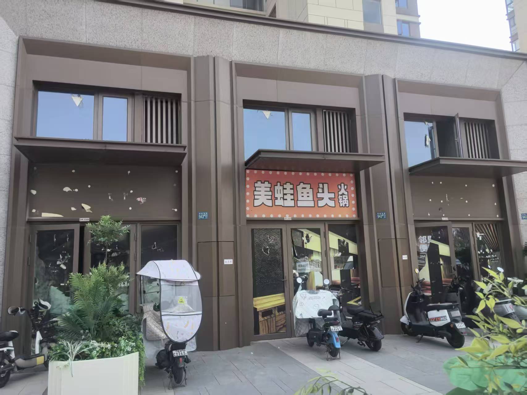 四新南路雍禧兰台出入口四档53平门面整租...